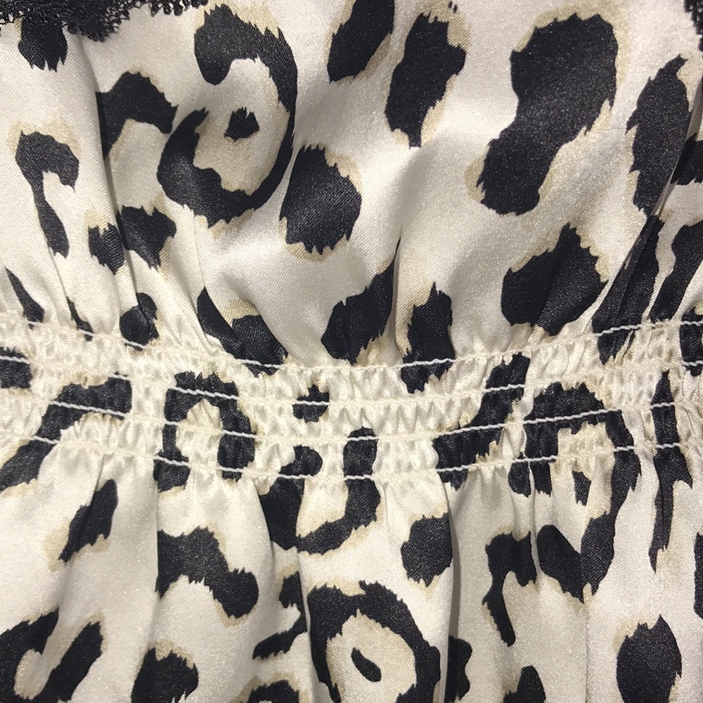 Women’s WHBM Silk Top - Picture 6 of 8